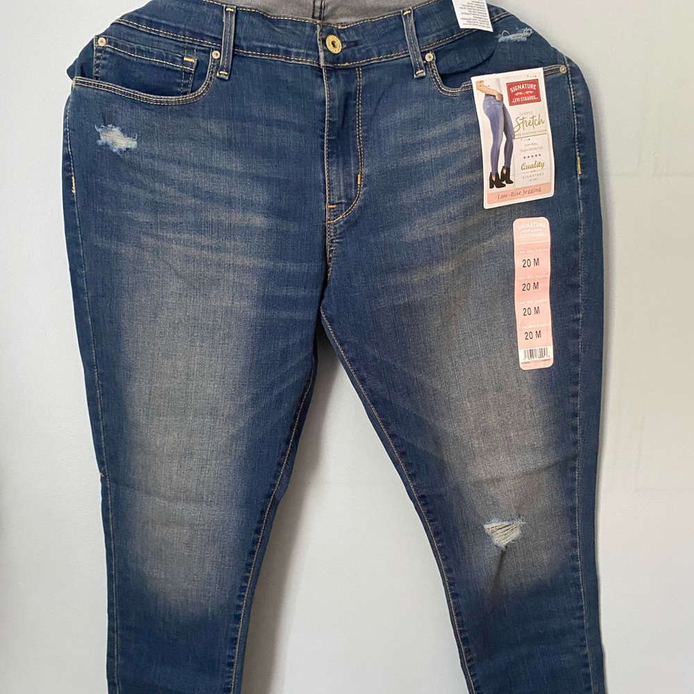 Signature by Levi Stauss Low-rise Jegging size 20